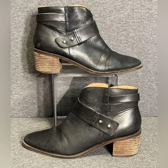 Nicole Shoes - Women's Nicole Lesly Black Leather Ankle Booties, size 6.5M
